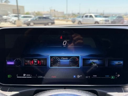 Used 2023 Mercedes-Benz C 300 Sedan image 31