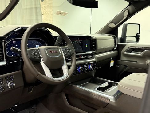 New 2026 GMC Sierra 2500 SLT image 27