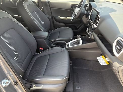 New 2026 Hyundai Venue SEL FWD image 13