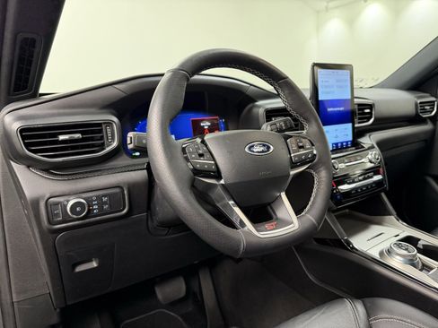 Used 2022 Ford Explorer ST w/ Equipment Group 401A image 15