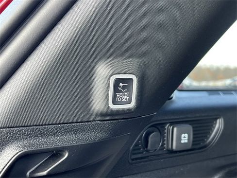 Certified 2023 Jeep Grand Cherokee Altitude image 34