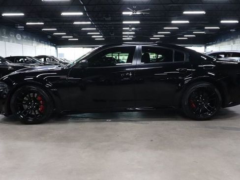 Used 2020 Dodge Charger SRT Hellcat w/ Harman/Kardon Audio Group RWD image 2