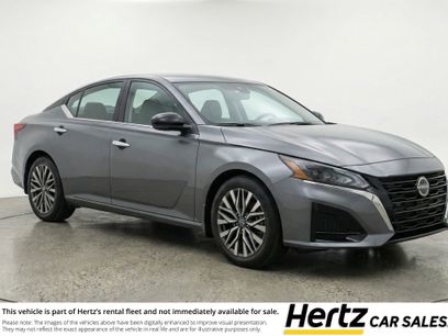 Used 2025 Nissan Altima 2.5 SV