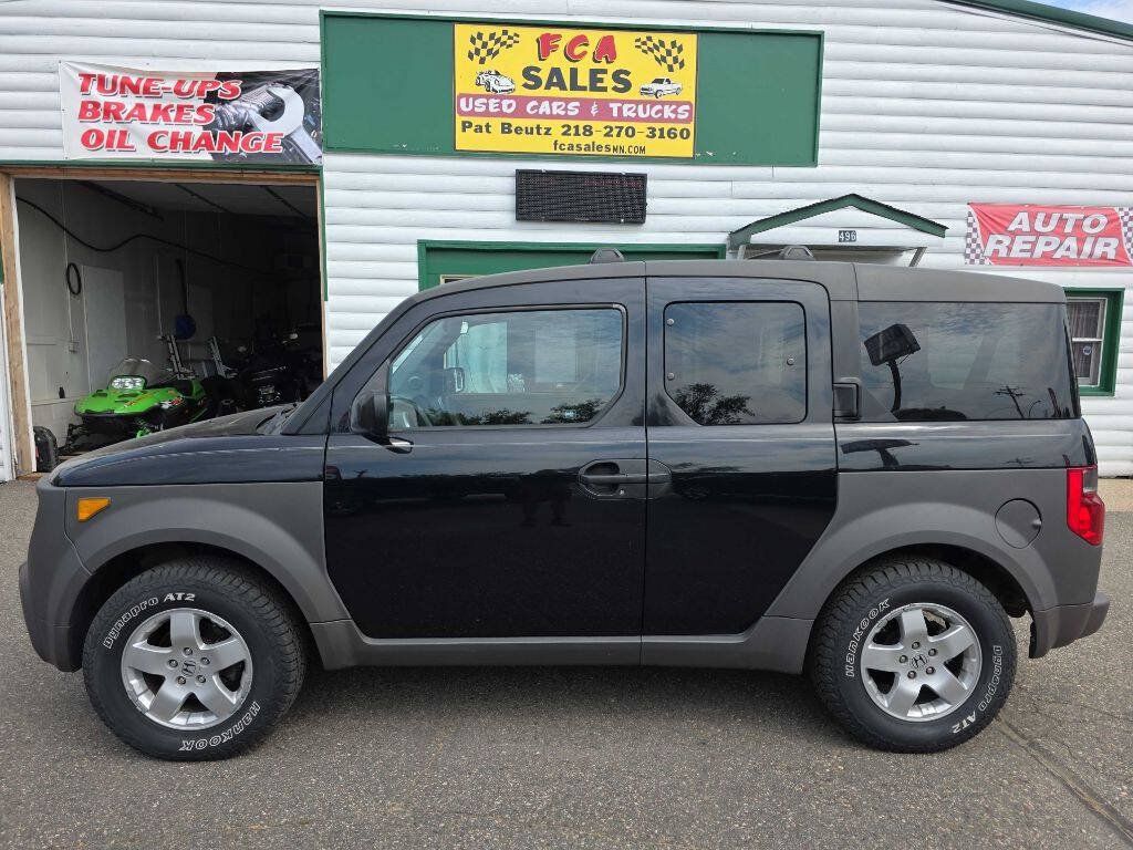 Used 2004 Honda Element EX image 1