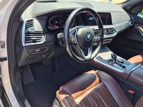 Used 2020 BMW X5 sDrive40i w/ Premium Package RWD image 2