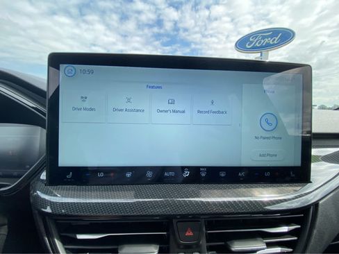 Used 2025 Ford Escape ST-Line w/ Tech Pack #1 AWD/4WD image 29