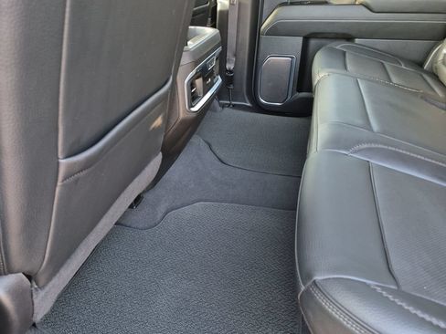 Used 2024 GMC Sierra 1500 Denali AWD/4WD image 37