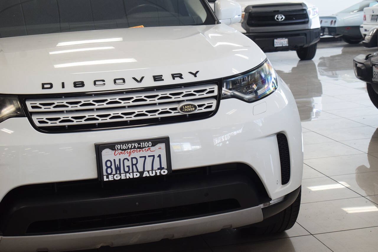 Used 2017 Land Rover Discovery HSE AWD/4WD image 9