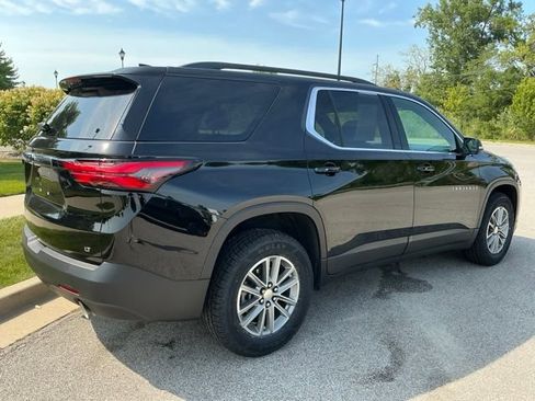 Used 2023 Chevrolet Traverse LT FWD image 6