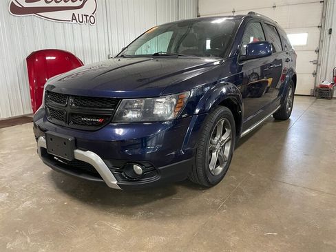 Used 2017 Dodge Journey Crossroad w/ Rear Seat Video Group AWD/4WD image 2
