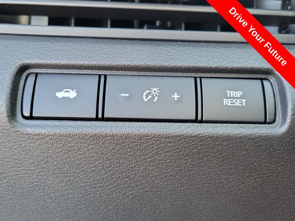 Used 2025 Nissan Altima 2.5 SR AWD/4WD image 18