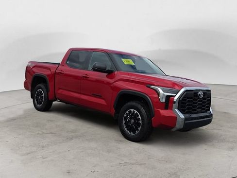 Used 2026 Toyota Tundra SR5 w/ TRD Off-Road Package AWD/4WD image 3
