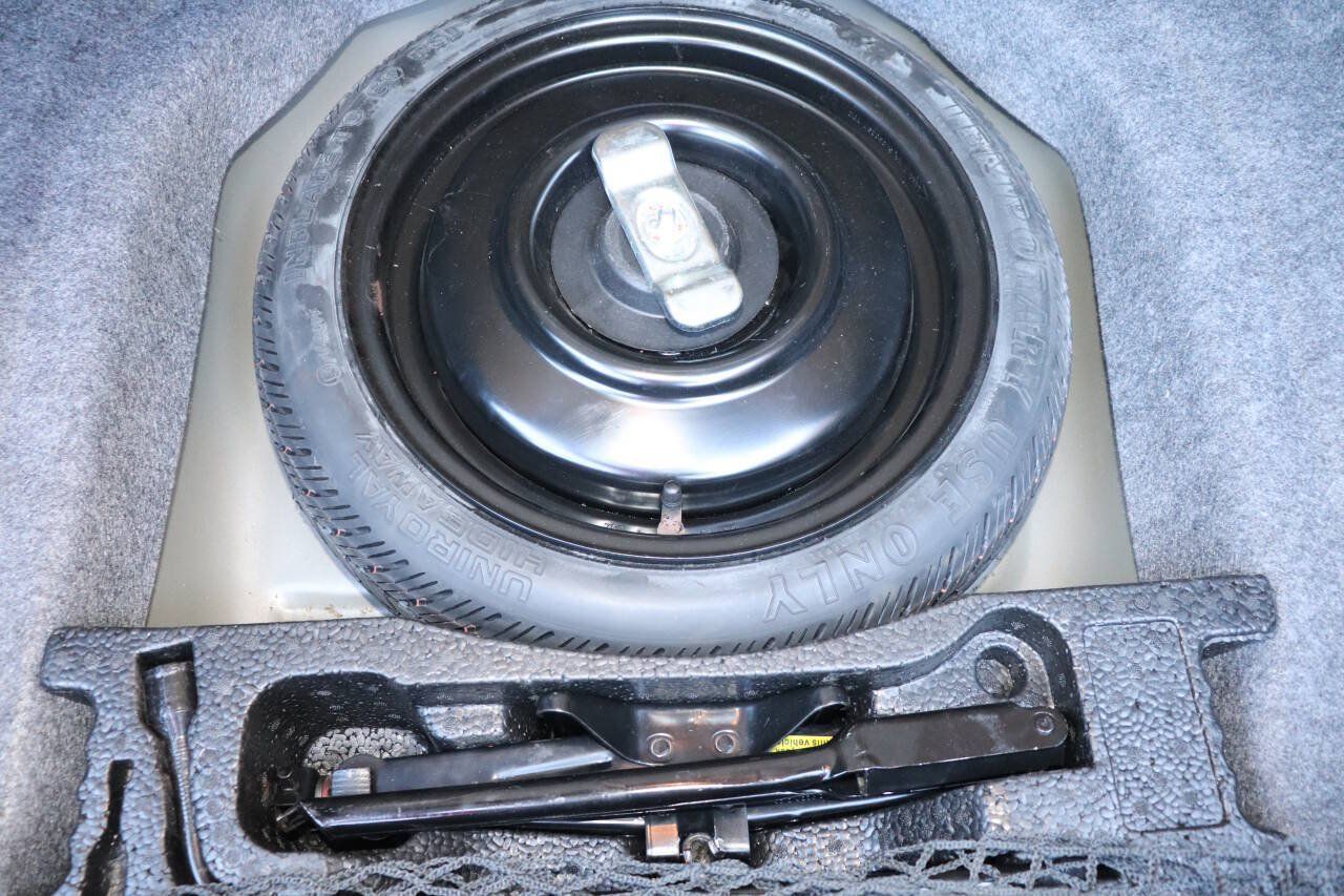 Used 1997 Chevrolet Cavalier LS w/ Preferred Equipment Group 2 FWD image 46