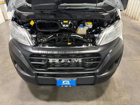Used 2025 RAM ProMaster 2500 w/ Convenience Group FWD image 23