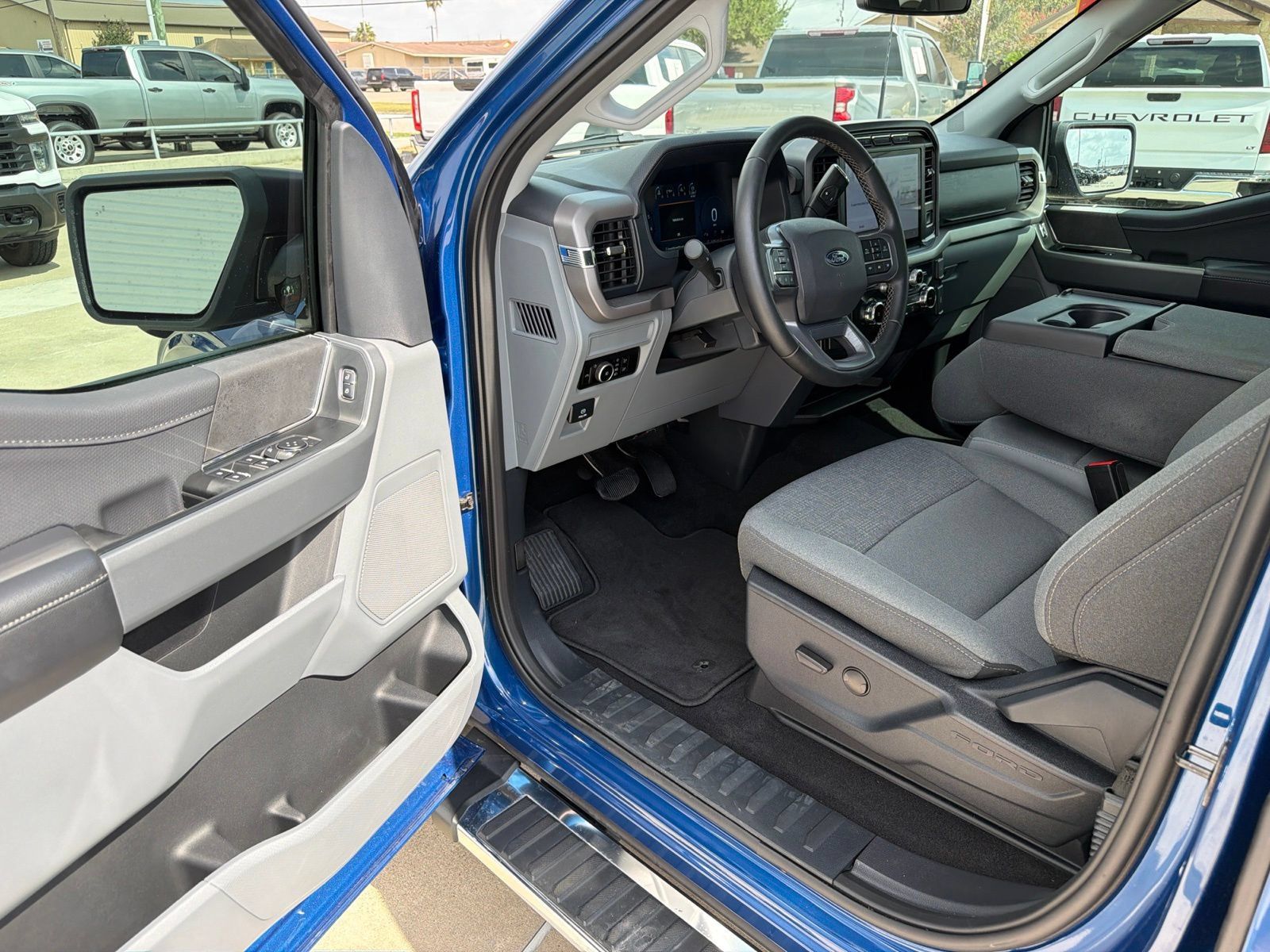 Used 2024 Ford F150 XLT w/ Bed Utility Package RWD image 18