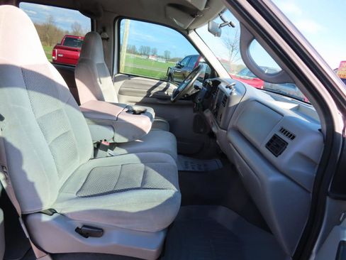 Used 2001 Ford F250 XLT image 46