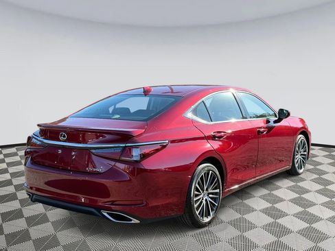 Used 2023 Lexus ES 350 Premium image 2