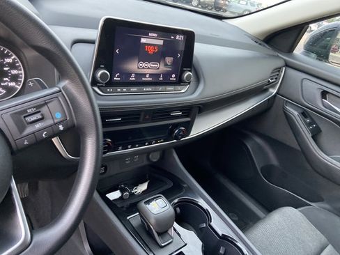 Used 2024 Nissan Rogue SV image 22