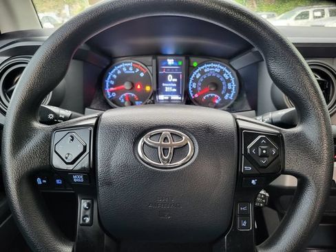 Used 2023 Toyota Tacoma SR AWD/4WD image 14