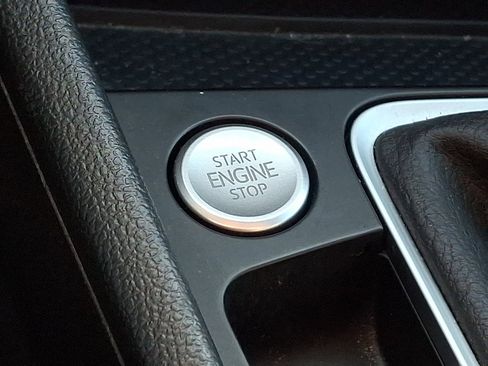 Used 2025 Volkswagen Jetta GLI Autobahn image 22