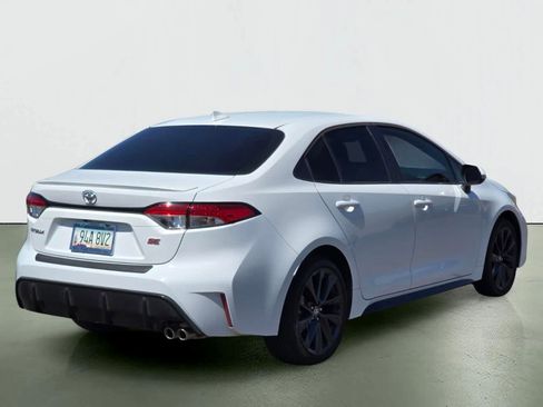 Used 2025 Toyota Corolla SE FWD image 5