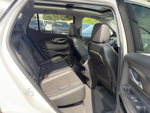 Used 2023 GMC Terrain SLT w/ Tech Package AWD/4WD image 14
