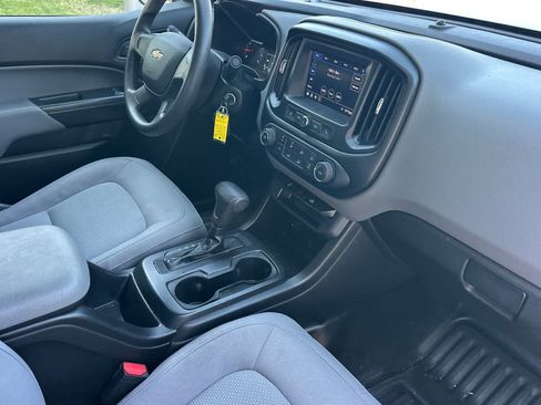 Used 2020 Chevrolet Colorado W/T RWD image 16