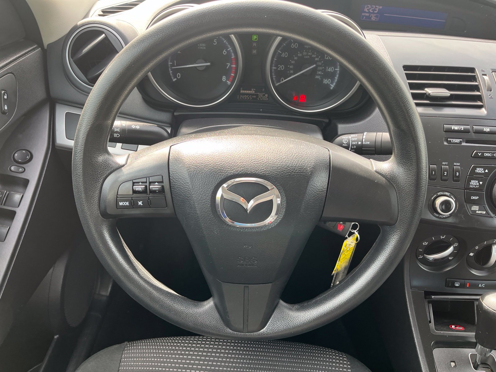 Used 2013 MAZDA MAZDA3 i SV FWD image 20