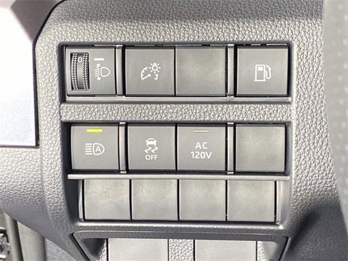 Used 2025 Toyota 4Runner TRD Off-Road image 15