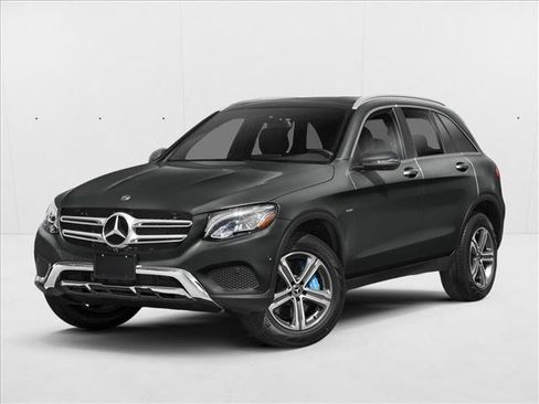 Used 2019 Mercedes-Benz GLC 350e 4MATIC image 1