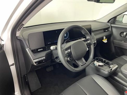 New 2026 Hyundai Ioniq 5 SEL AWD/4WD image 2