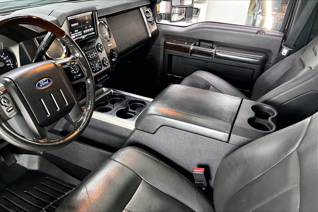 Used 2016 Ford F350 Platinum w/ Platinum Package AWD/4WD image 17