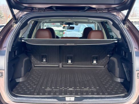 Used 2021 Subaru Outback Touring XT image 37
