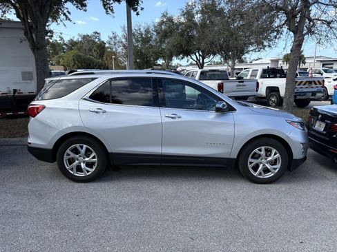 Used 2019 Chevrolet Equinox Premier image 7