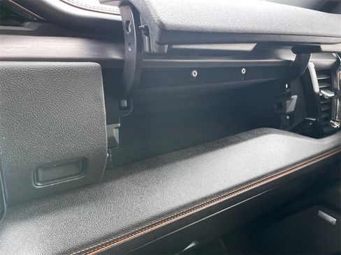 Used 2025 GMC Sierra 2500 AT4 w/ AT4 Premium Plus Package image 24