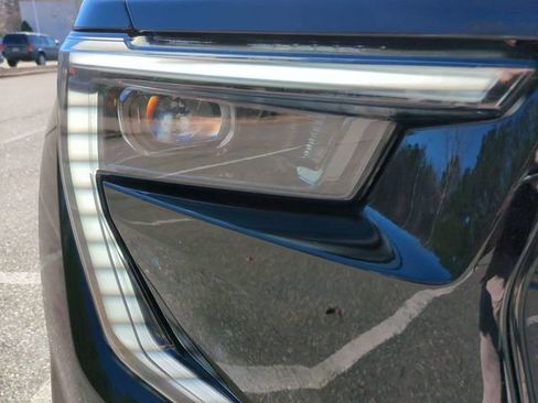 Used 2024 GMC Acadia AT4 w/ Luxury Package image 10