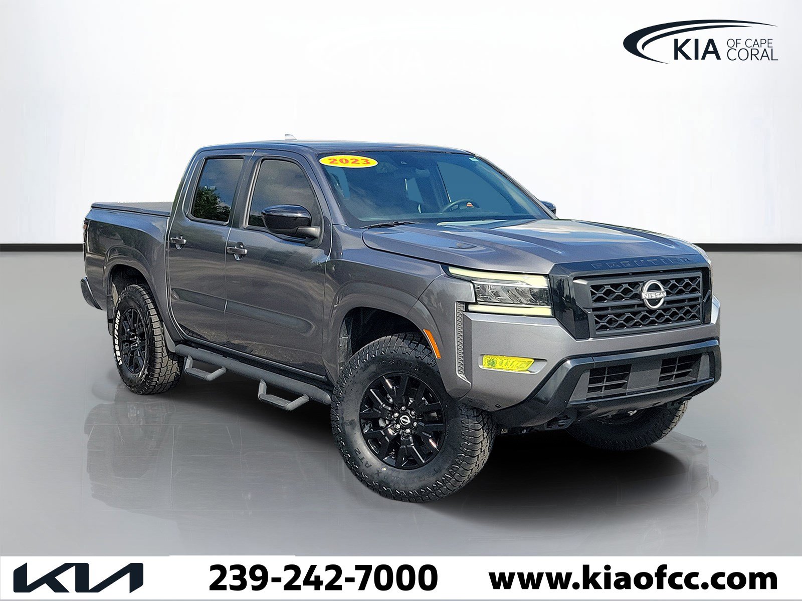 Used 2023 Nissan Frontier SV w/ Midnight Edition Package AWD/4WD image 1