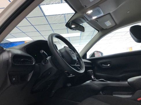 Used 2026 Honda HR-V LX image 17