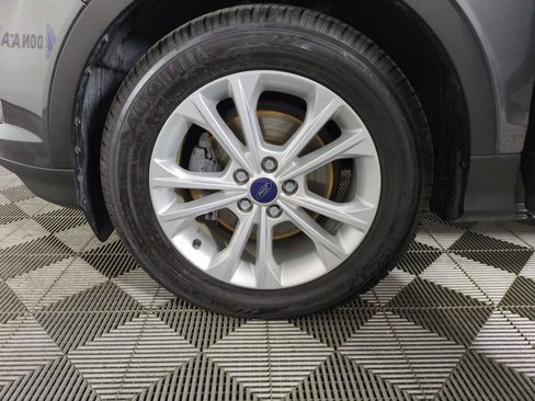 Used 2017 Ford Escape SE FWD image 27
