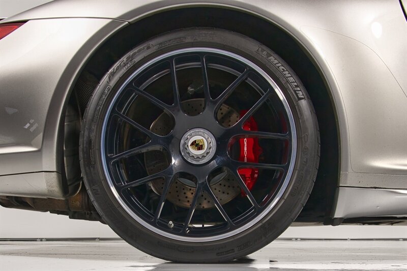 Used 2012 Porsche 911 Carrera 4 GTS AWD/4WD image 18