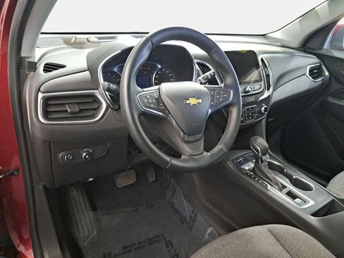 Used 2024 Chevrolet Equinox LT image 17
