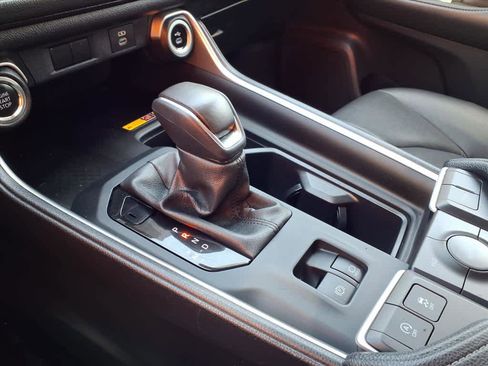 Used 2025 Toyota Grand Highlander FWD image 12