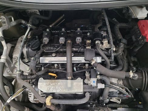 Used 2023 Nissan Versa SV image 30