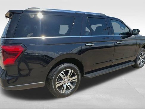 Used 2024 Ford Expedition Max Limited image 8
