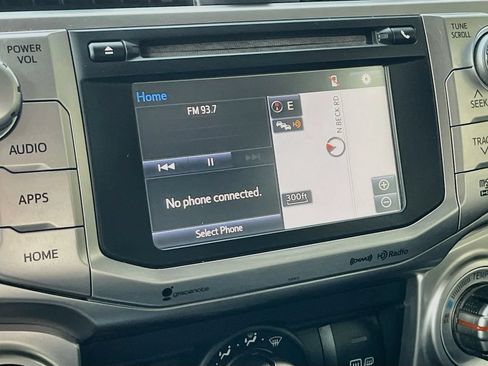 Used 2018 Toyota 4Runner SR5 Premium AWD/4WD image 16