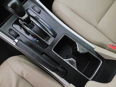 Used 2015 Honda Accord EX-L image 26