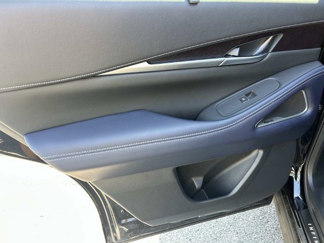 Certified 2026 INFINITI QX60 Sport w/ Dark Cargo Package AWD/4WD image 19