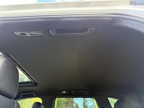 Used 2012 Porsche Cayenne image 37