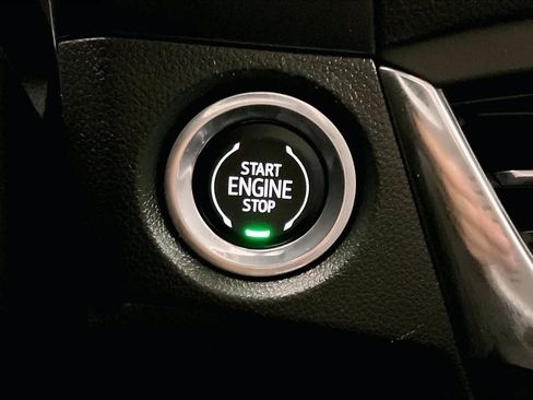 Used 2025 Buick Encore GX Preferred w/ Comfort Package FWD image 32