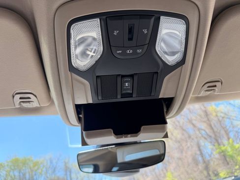 Used 2020 RAM 1500 Big Horn AWD/4WD image 29